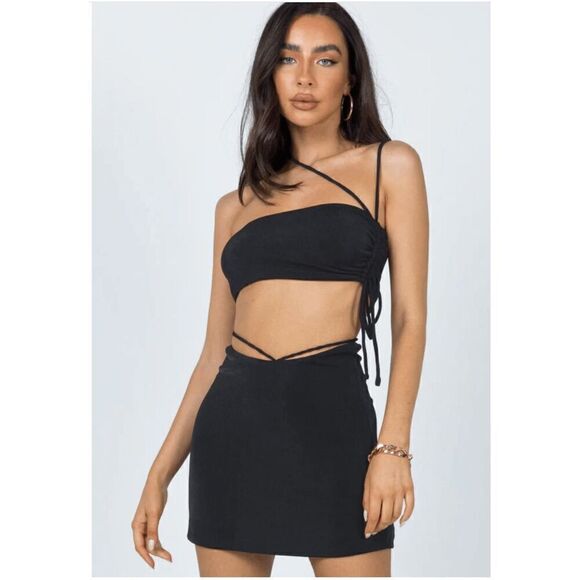 Princess Polly Dresses & Skirts - Princess Polly Maisie Mini Skirt